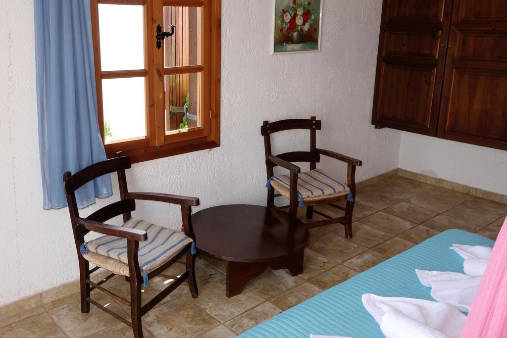 Cretan Village Hotel Amoudara  Extérieur photo