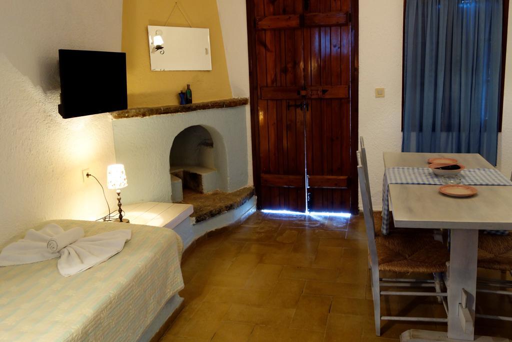 Cretan Village Hotel Amoudara  Extérieur photo